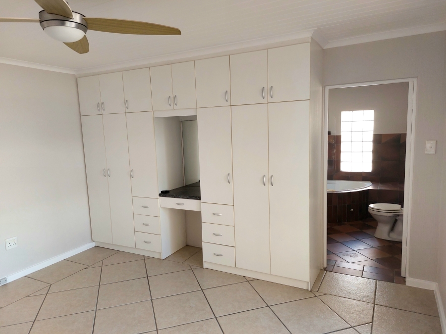 3 Bedroom Property for Sale in The Village Western Cape